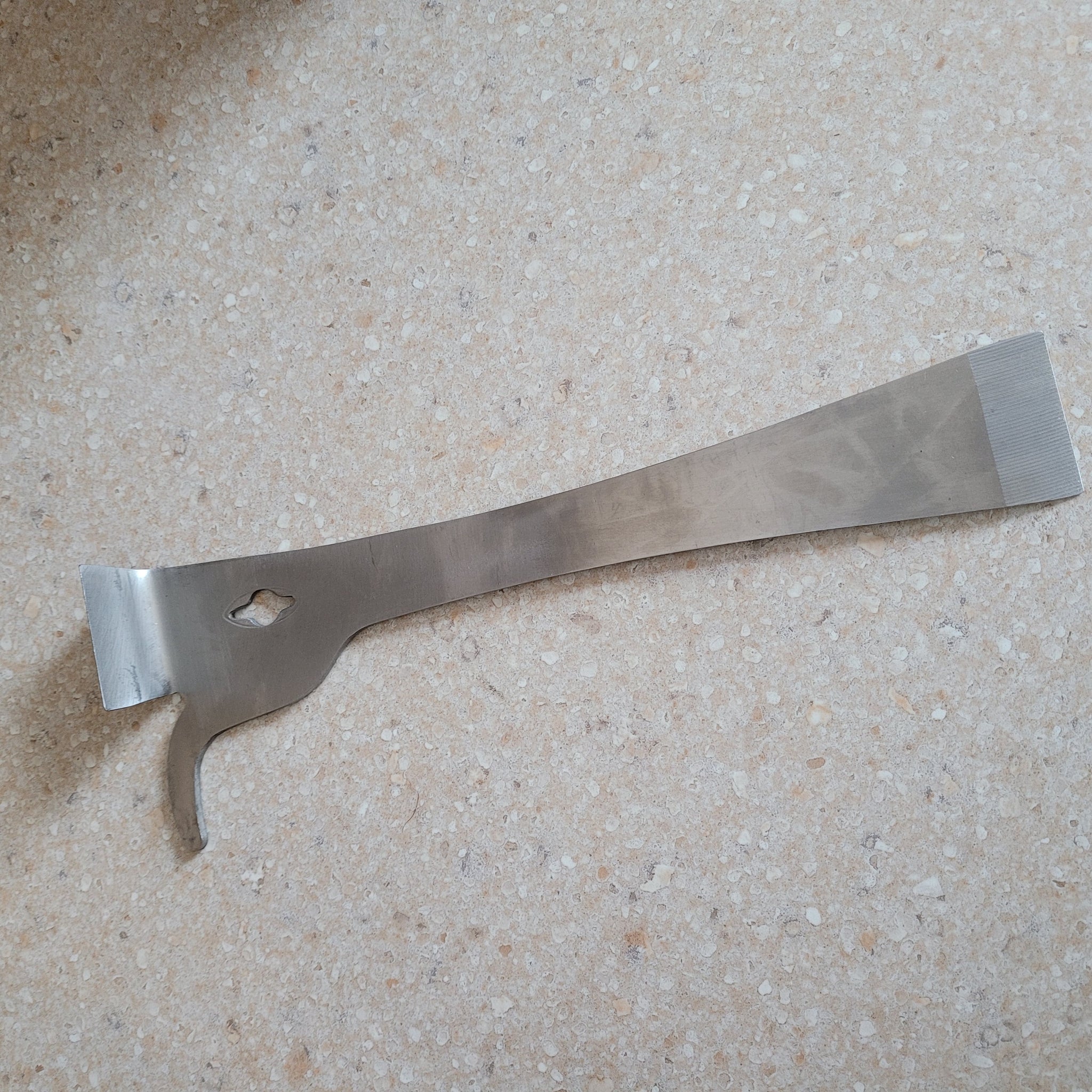 Hook-End Hive Tool